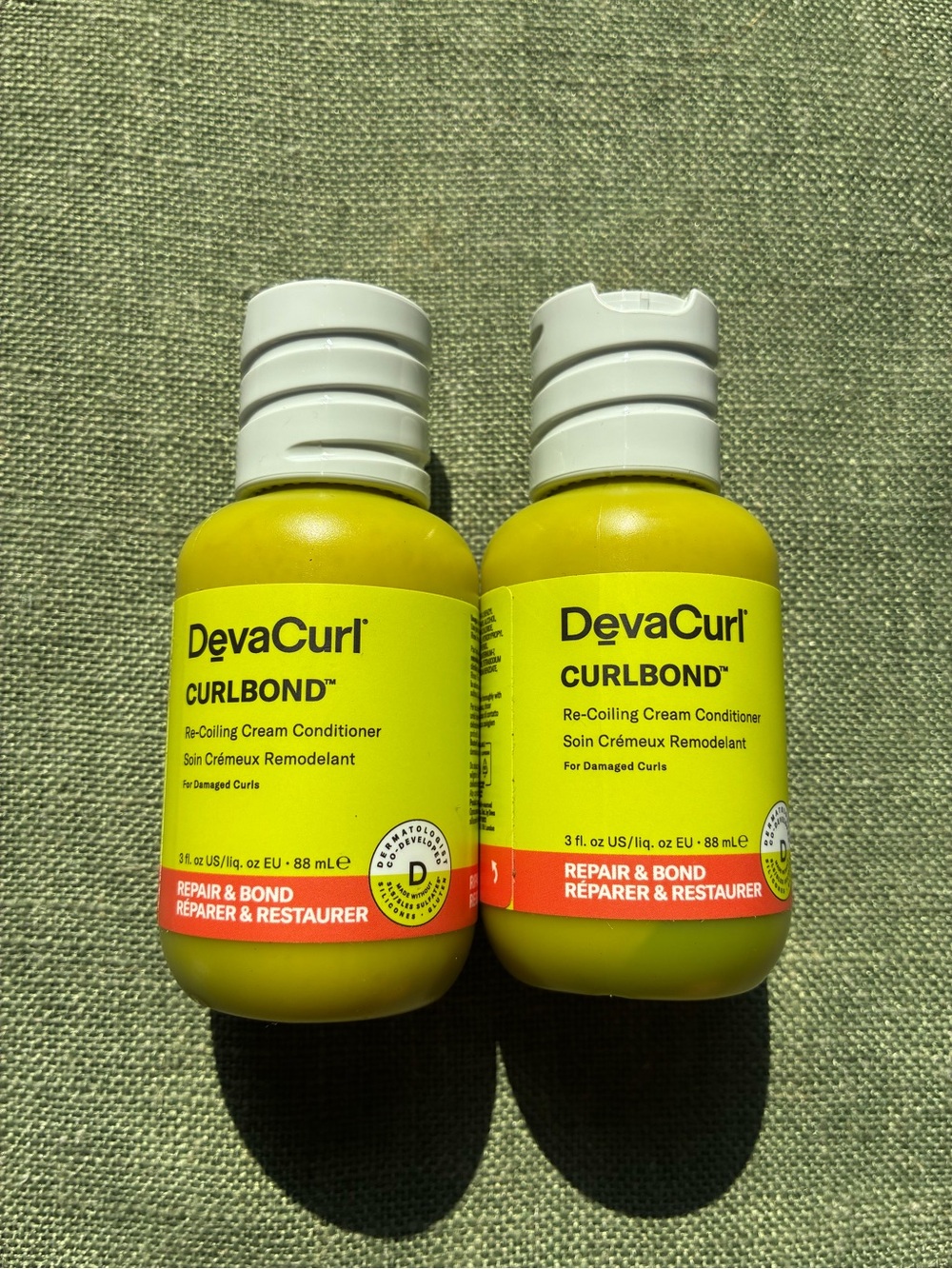 DevaCurl Curlbond Re-Coiling Cream Conditioner - Yellow and White